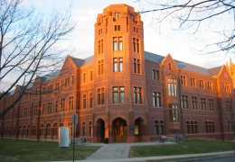 003_Yale University